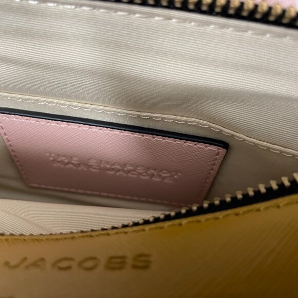 Women’s Crossbody Bag - Picture 9 of 9